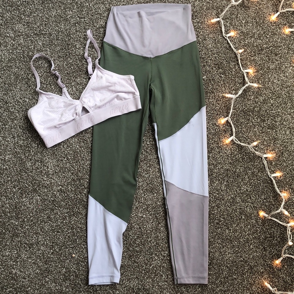 aerie PLAY asymmetrical color block leggings